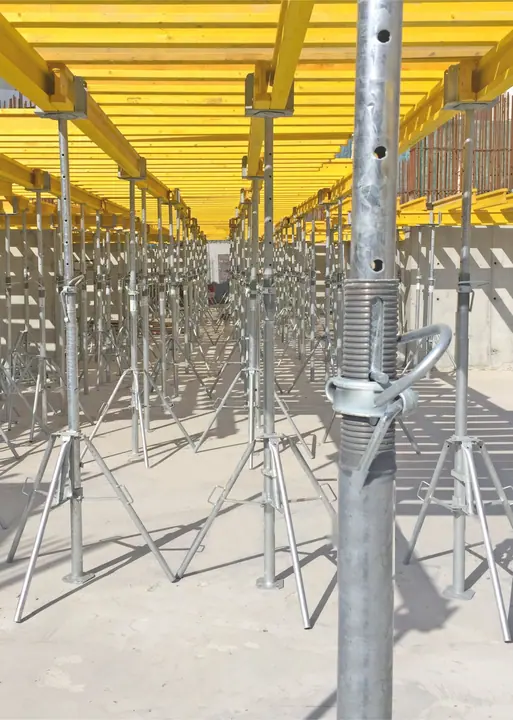 Telescopic Prop System